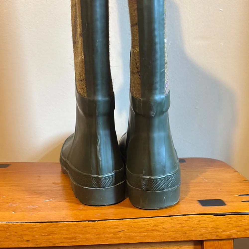 J. Crew Green Winter Rain Boots with Classic Design - Picture 8 of 9